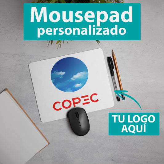 Mousepad personalizado con diseño y logo, perfecto para regalos corporativos y promociones.